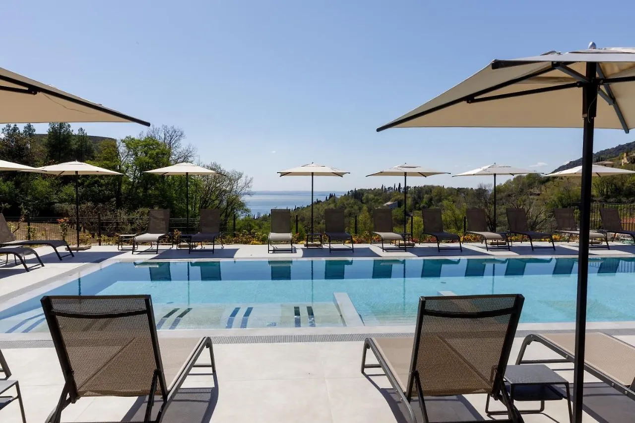 Deville & Spa Costermano