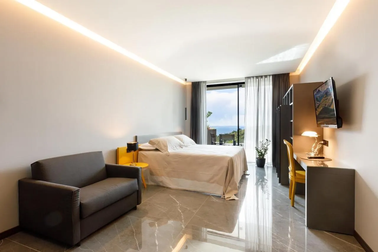 Deville & Spa Costermano