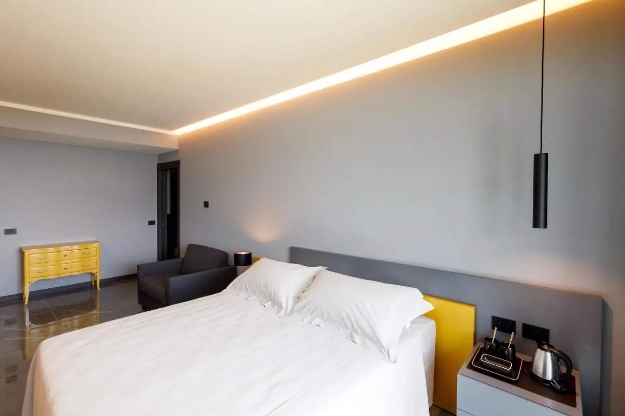 Deville & Spa Costermano Itália